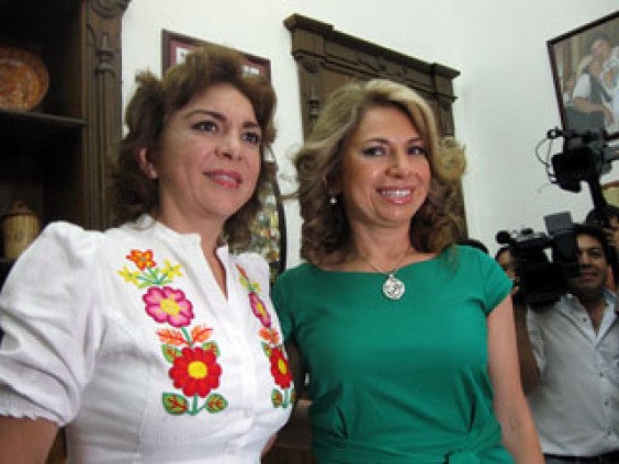 070610angelica-e-ivonne-reunion