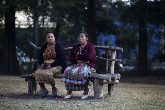 EL B¡KTUN PONE DE MODA A LOS MAYAS AUNQUE SUS DESCENDIENTES SIGUEN OLVIDADOS