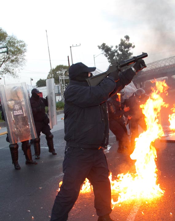 Protesta_Recinto_Legislativo-7