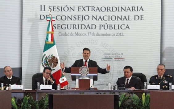 SesionExtraordinaria_del_Consejo_Nacional_de_Seguridad_Publica-3