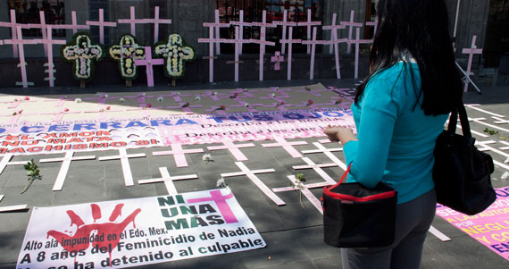 Protesta en el DF, en marzo de 2012. Contra los feminicidios en Edomex. Foto: Cuartoscuro