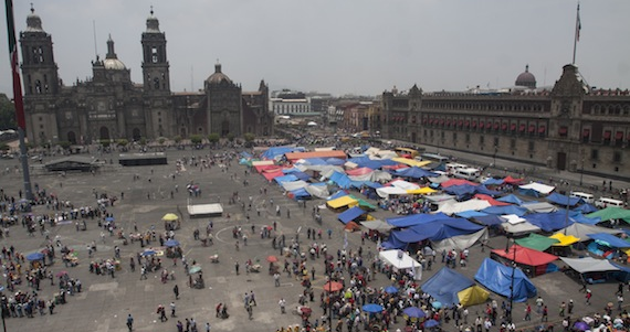 Morena quiere realizar su mitín del domingo en el Zócalo. Foto: Archivo.