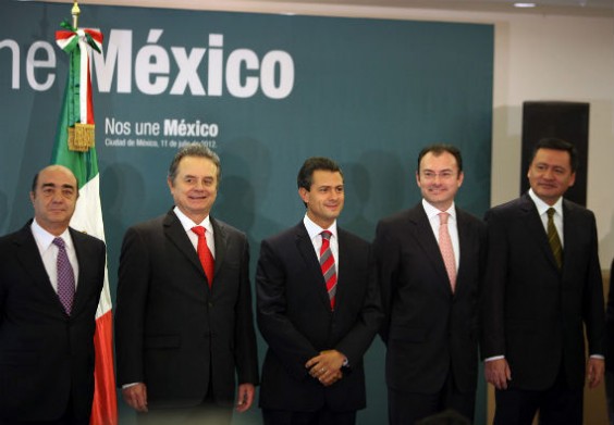 Desde que se dio a conocer como virtual ganador de las elecciones presidenciales, Peña Nieto presentó a las mentes que lo acompañarían en su gabinete. Foto: Cuartoscuro