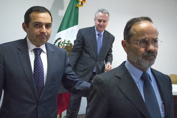 El pleito interno en el PAN se debe en gran parte a Calderón, afirman panistas. Foto: Cuartoscuro