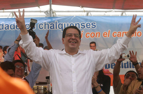 Rubén Mendoza. De partido en partido. Foto: Cuartoscuro