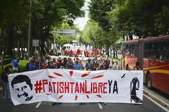 Organizaciones No Gubernamentale shan pedido también la liberación del profesor. Foto. Cuartoscuro.