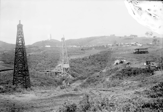 Pozos petroleros en el México de principios del siglo XX, Fotografía de 1910, Fototeca Nacional