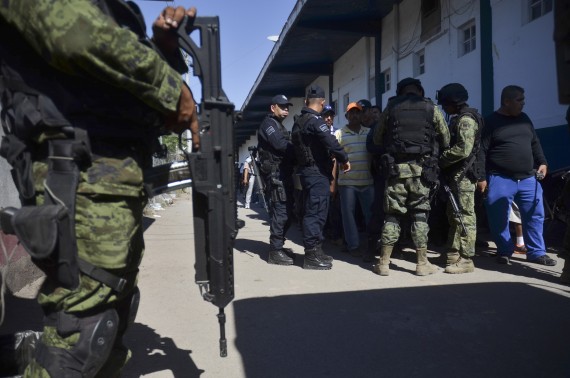 El Ejército ha entrado a algunos municipios de Michoacán, entre ellos, Apatzingán. Foto: Cuartoscuro