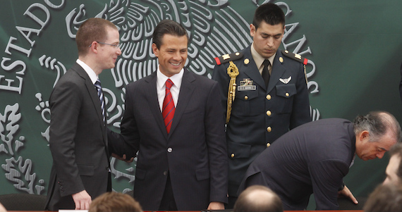 El Presidente promulgó la nueva Reforma Política. Foto: Cuartoscuro