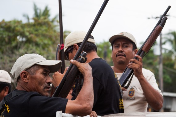 Grupos de autodefensa en Guerrero. Foto: Antonio Cruz, SinEmbargo