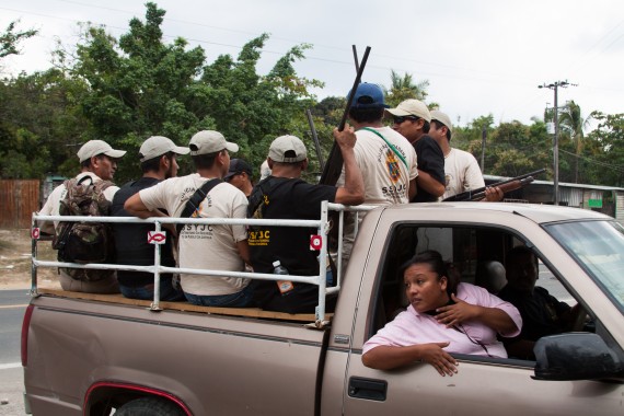 Párroco Mario Campos creador de la Policía Comunitaria en La Montaña, Guerrero. Foto: Antonio Cruz, SinEmbargo