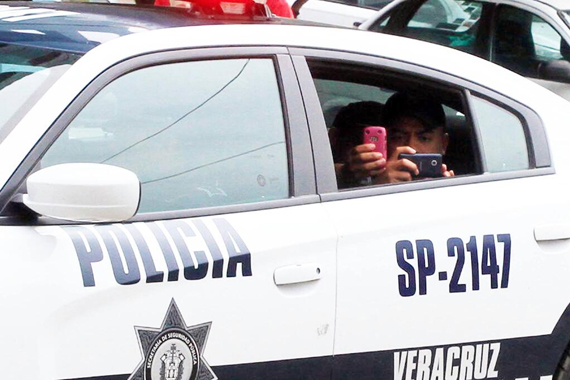 policias-hostigan-reporteros