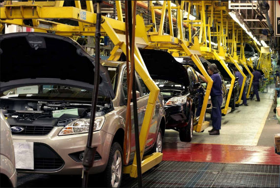 México es actualmente el cuarto exportador de autos en el mundo. Foto: Google