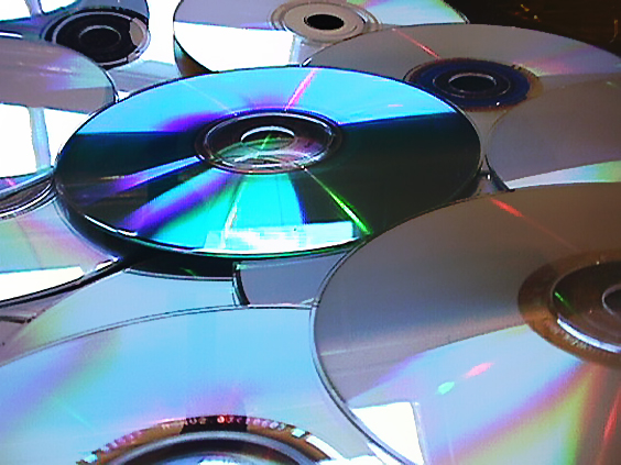 01-Standard-Compact-Disc
