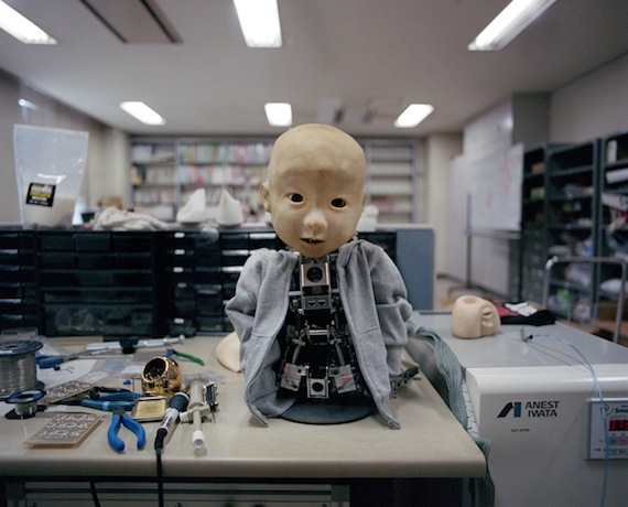 A pesar de los espectáculares resultados en cuanto a parecido, estos robots no dejan de ser perturbadores. Foto: Luisa Whitton