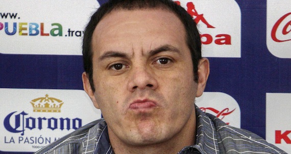 El "Temo" durante su presentación en el Puebla. FOTO: HILDA RÍOS /CUARTOSCURO.COM