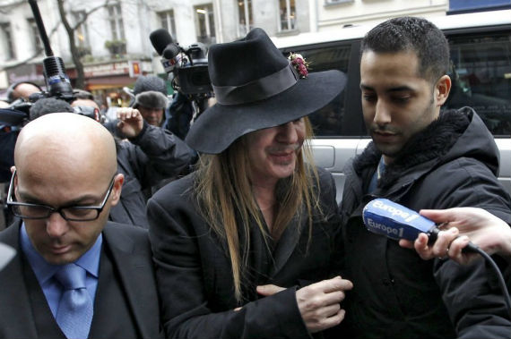 El modista, cuando tuvo que ir a los tribunales de París. Foto: EFE
