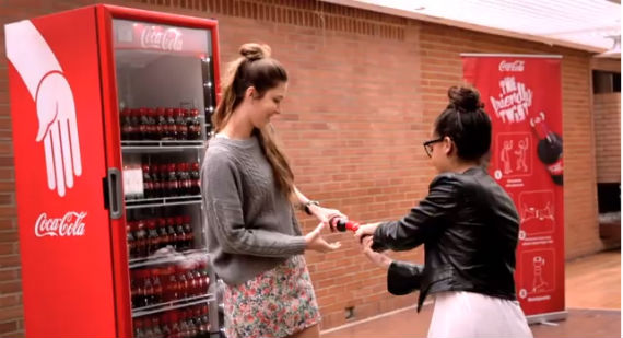 Imagen de la nueva campaña de Coca-Cola. Foto: YouTube