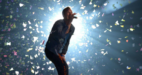 Chris Martin mandó a su troll a la justicia y ésta al hospital. Foto: EFE