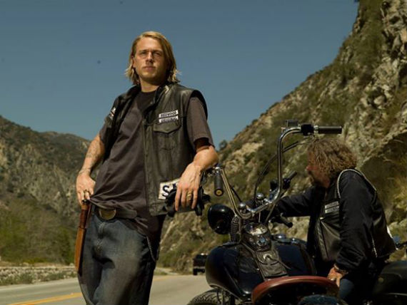 Charlie Hunnam, el elegido, finalmente renunció. Foto: Facebook