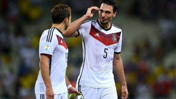 Un defensor de aspecto más que impecable. Foto: fifa.com