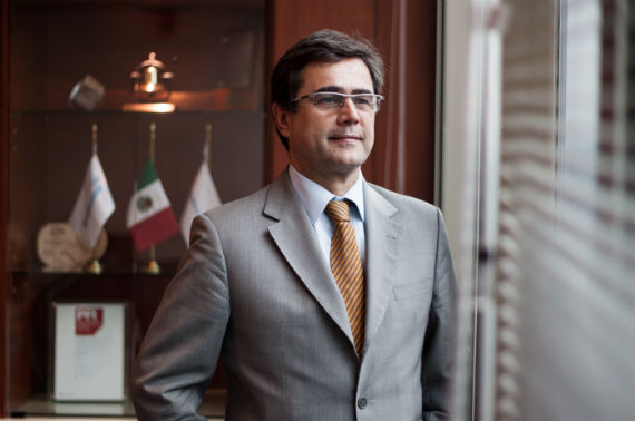 El director general de la empresa Braskem Idesa, Roberto Bischoff, augura el éxito de la Reforma Energética en México. Foto: Antonio Cruz, SinEmbargo