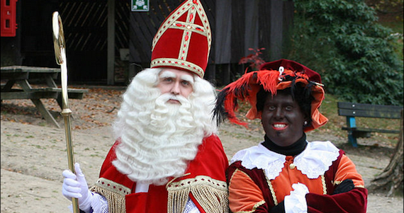 Según los expertos, se debe a un libro infantil de Jan Schenkman titulado "San Nicolás y su sirviente", en el que aparece esta figura por primera vez. Imagen: Wikipedia