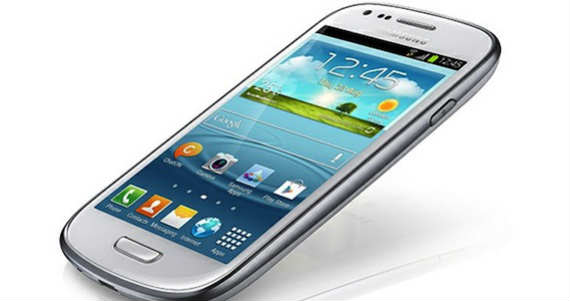 El teléfono inteligente Galaxy S5 Mini. Foto: Especial