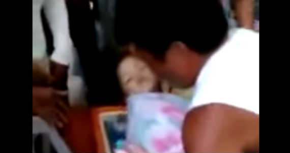 La niña había sido declarada muerta un día antes. Foto: Especial