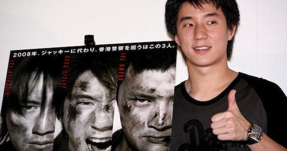 El actor chino Jaycee Chan, hijo del famoso intérprete internacional Jackie Chan, posa para los fotógrafos durante la presentación de la película del director Benny Chan "Invisible Target". Foto: EFE