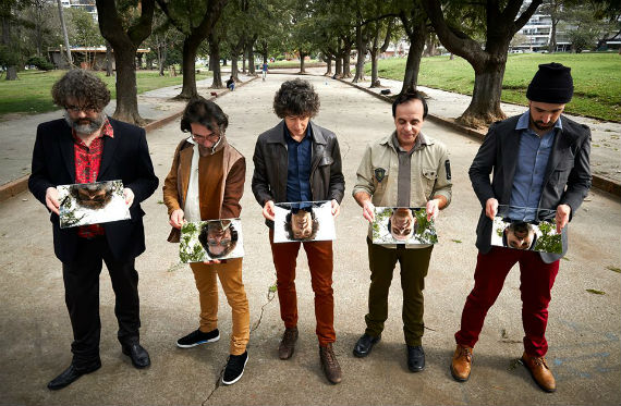 El Cuarteto de Nos se mira en el espejo. Foto: Facebook