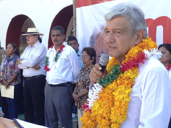 AMLO dijo que entre los miembros del PRD los del PRI y el PAN no hay ninguna diferencia. Foto: Especial.