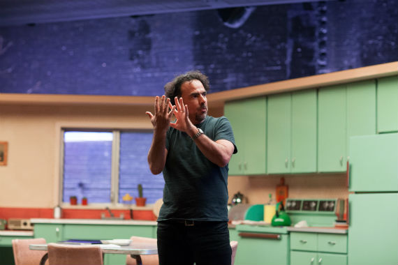 A los 51 años, Alejandro González Iñárritu explora sus luchas con el ego en "Birdman". Foto: Cortesía Fox