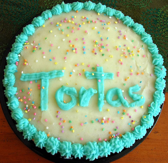 Parece cargado de azúcar, pero no, es un pastel adaptado a las necesidades nutricionales de las mascotas. Foto: Facebook