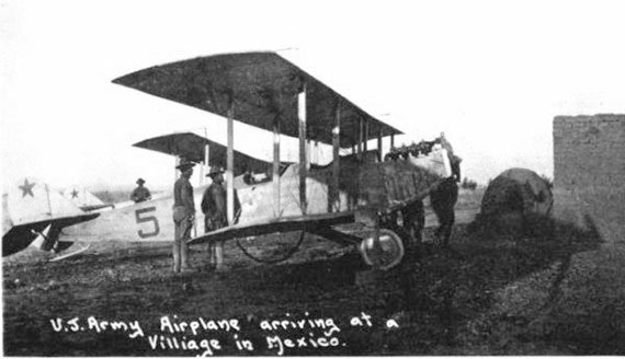 Aeroplano de la Armada mexicana.