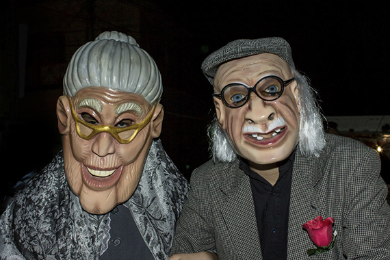 Los abuelitos. Autora: Ekhiñe Larreta.