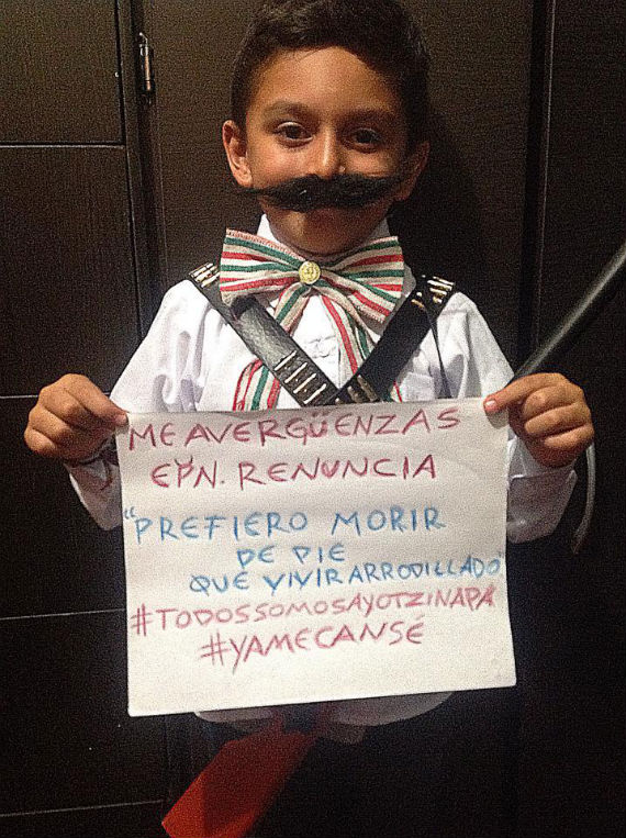 Niños con Ayotzinapa.