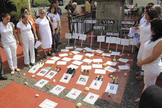 Las madres exigieron su presentación con vida. Foto: Cuartoscuro.Las madres exigieron su presentación con vida. Foto: Cuartoscuro.