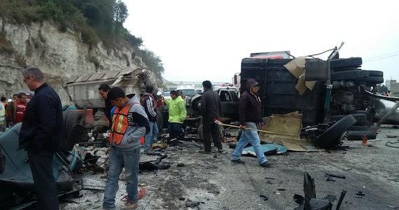 El percance ocurrió en el municipio de Tepeji del Río . Foto: Twitter @fdo_miranda_t