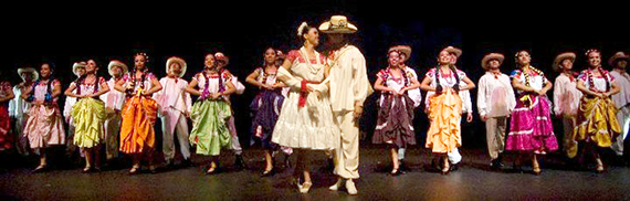 Danza folclórica en México