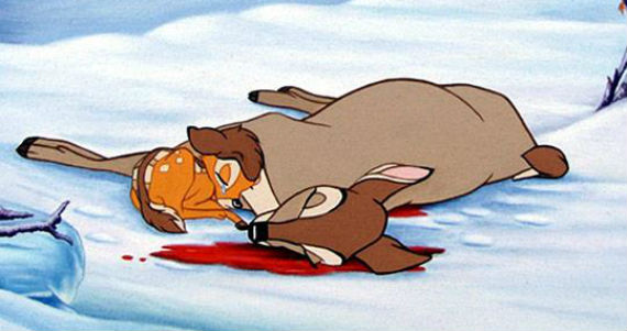 El asesinato de la mamá de Bambi, una de las más recordadas del cine infantil. Imagen: Especial