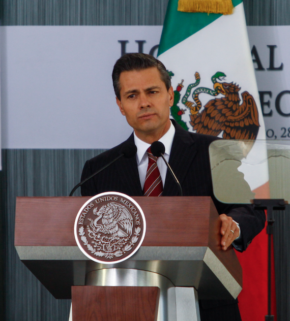 La misma información indica que 58% de la ciudadanía y 79% de los líderes de opinión reprueban a Enrique Peña Nieto como Presidente. Foto: Cuartoscuro.