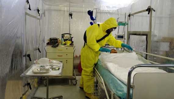 El actual brote de ébola en África puede ser contenido gracias a la inteligencia artificial. foto: EFE