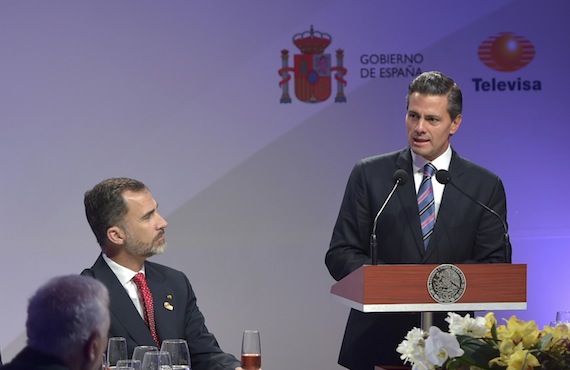 Peña Nieto dijo que para él "es motivo de orgullo tener a una empresa mexicana" como Televisa. Foto: Cuartoscuro.