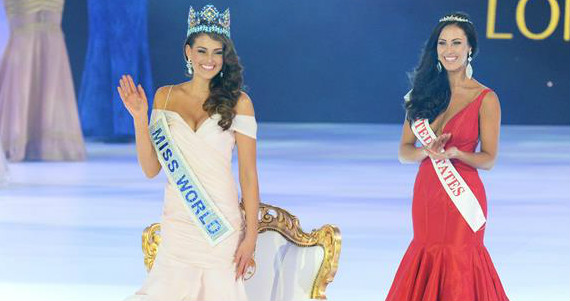 La joven sudafricana, de 22 años, de pelo castaño y que mide 1,77 metros de altura, es estudiante de medicina, y sucede en el trono a Megan Young Foto: EFE