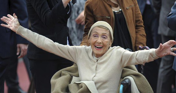 Luise Rainer Luise Rainer se convirtió en una leyenda en los años 30 al ser la primera mujer en obtener en el Oscar a la mejor actriz en dos ocasiones consecutivas, en 1936 y 1937. Foto: EFE