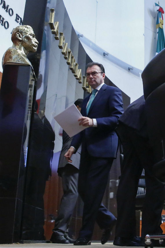 El Secretario de Hacienda, Luis Videgaray, dijo que los ingresos de 2015 están asegurados. Foto: Cuartoscuro