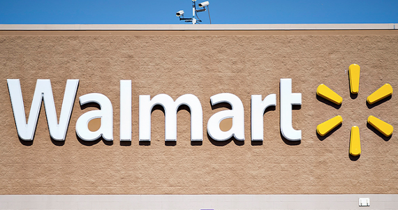 La tienda fue evacuada después del incidente y permanecerá cerrada hasta mañana miércoles Foto: @Walmart