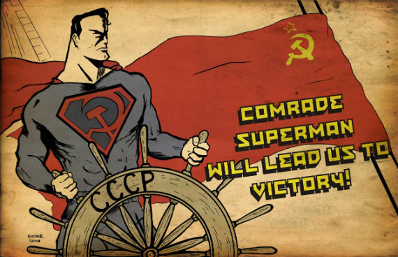 En lugar de la S, que significa Esperanza en el planeta Kryptón, Supermán lleva orgullosamente en el pecho una hoz y un martillo. Foto: Especial