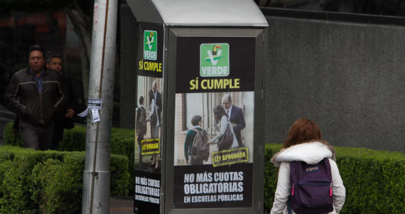 Campaña "El Verde sí cumple". Foto: Cuartoscuro. 